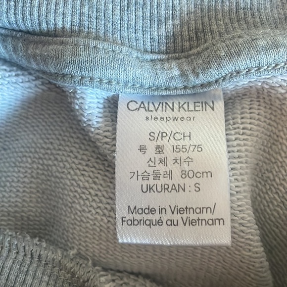 Calvin Klein 1981 Underwear Statement Sweater - Picture 5 of 5
